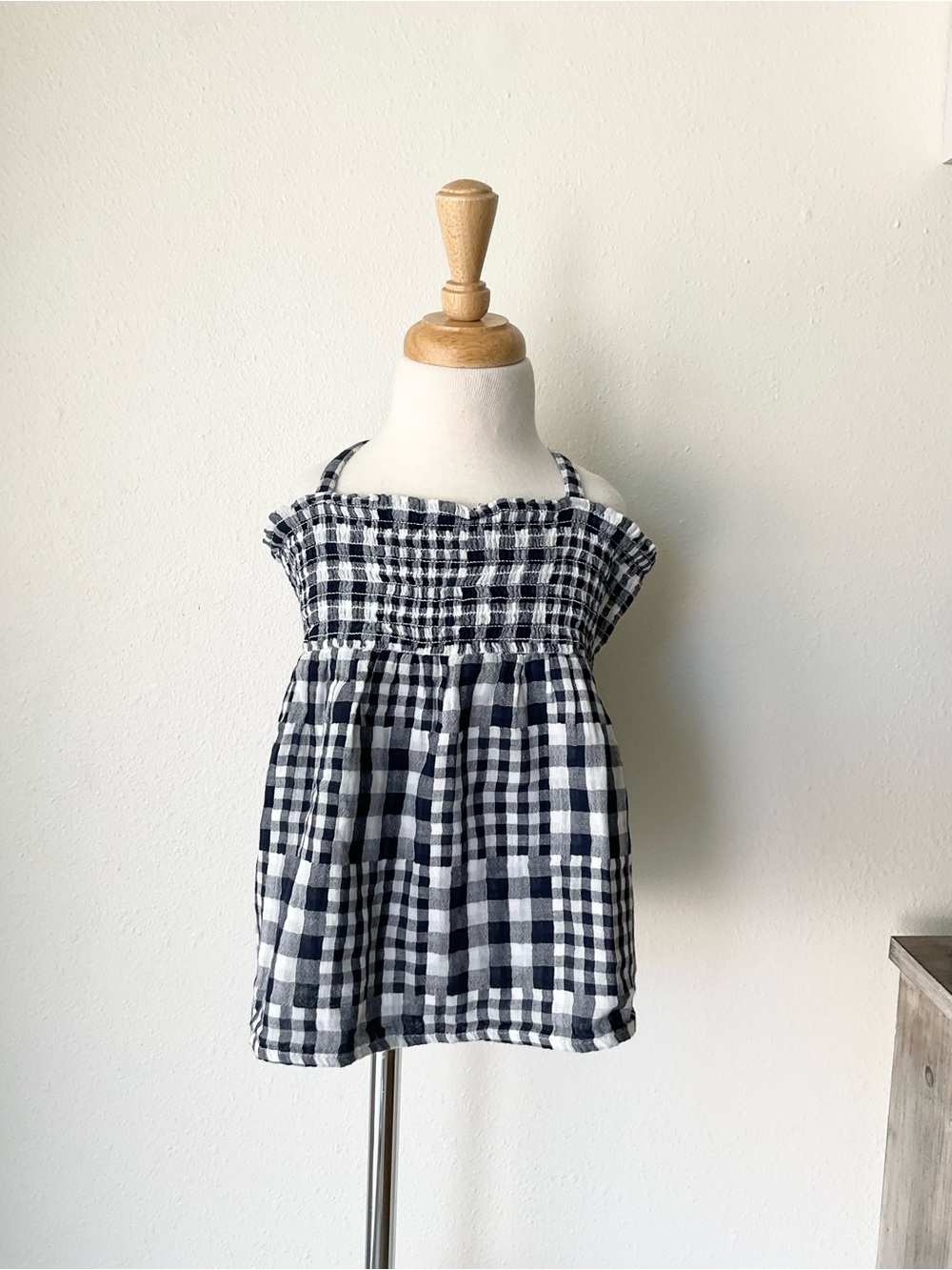 Old Navy Navy & White Gingham Smocked Tank Top